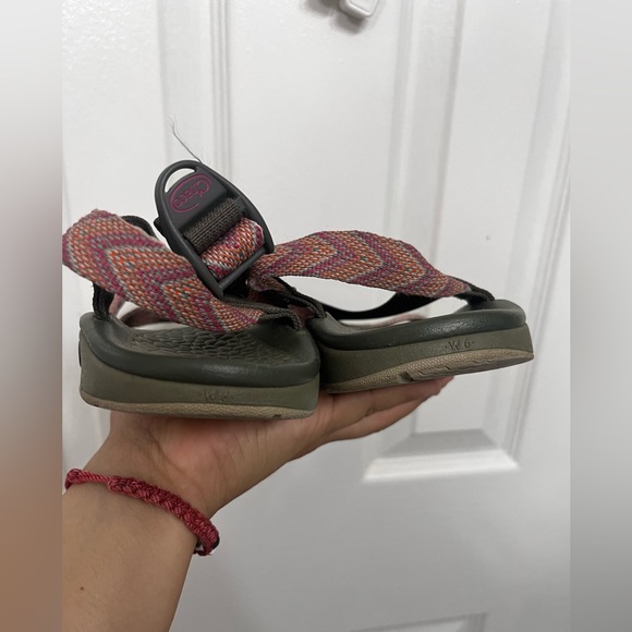 Womens chacos, pink size 6 - Picture 5 of 5